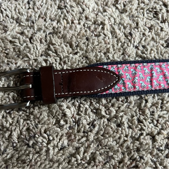 Vineyard Vines by Shep & Ian Leather Canvas Octopus Pink Blue Belt Size 28 - Picture 2 of 5